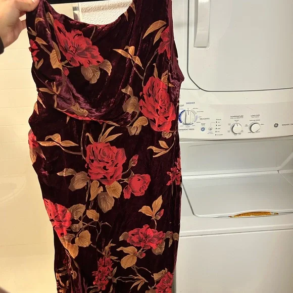 Lulu's One Shoulder Velvet Dress in Wine and Red - Picture 3 of 3
